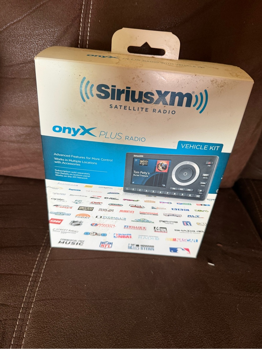 Onyx Plus Satellite Radio Vehicle Kit - White/Blue